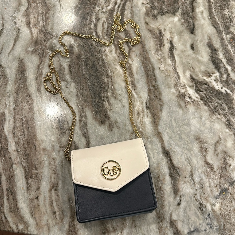 GUESS wallet on chain
